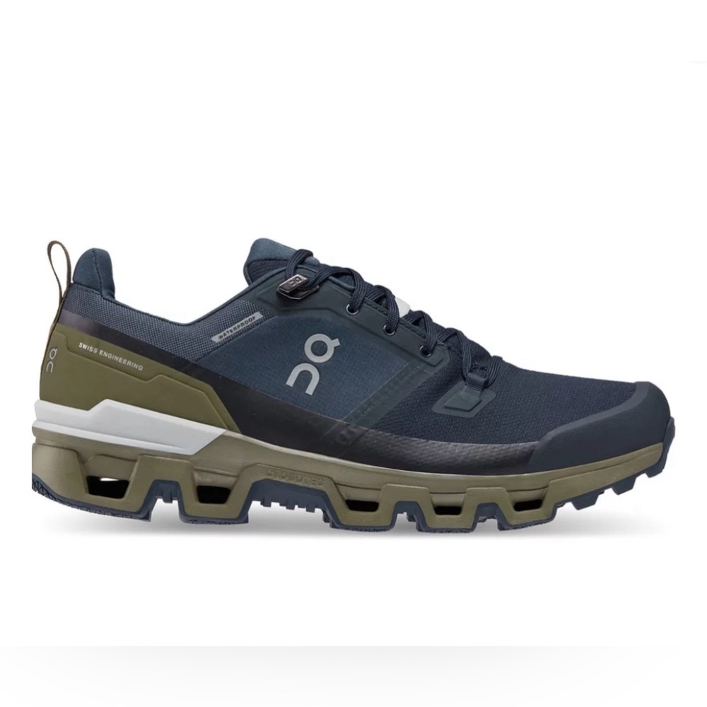 MENS ONCLOUDS SIZE 10.5